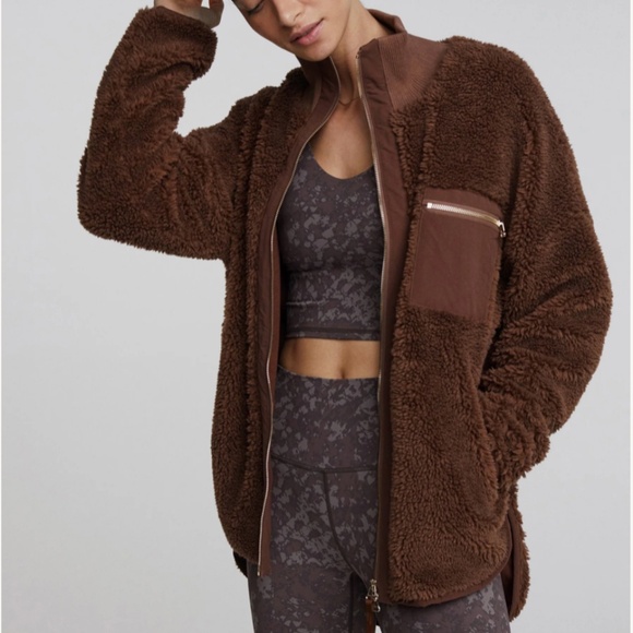 Varley - Marney Sherpa Zip-through Jacket - Picture 1 of 7